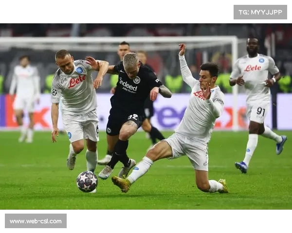 那不勒斯0-0法兰克福，双方门将屡献神扑互交白卷